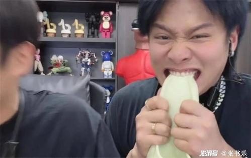 大杨哥爆料小杨哥画画原视频,小杨哥绘画天赋初露锋芒